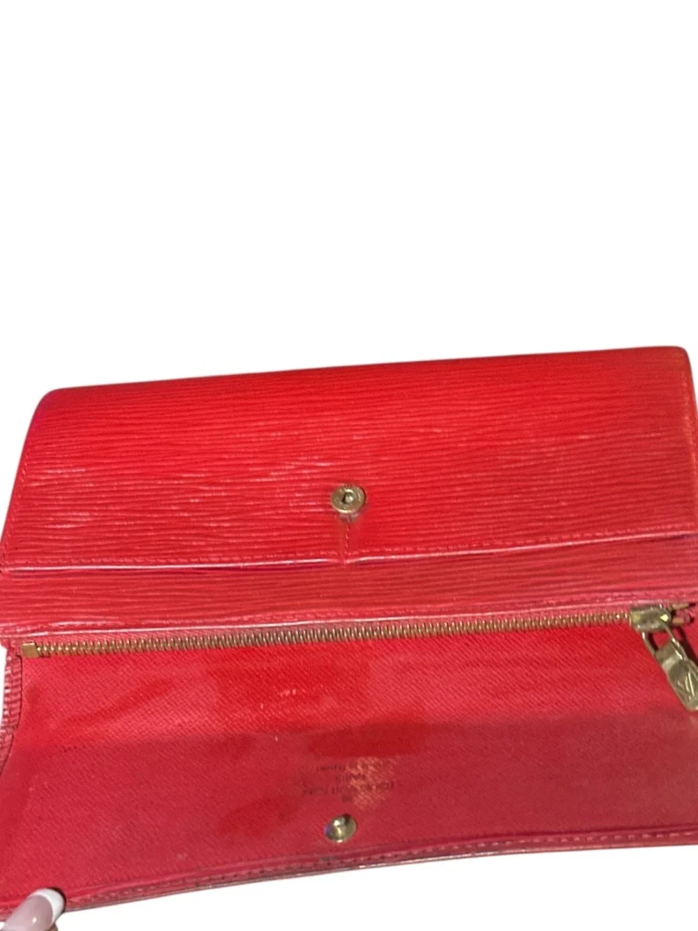 Authentic Vintage Louis Vuitton Red Epi Leather Sarah Long Wallet-Use
